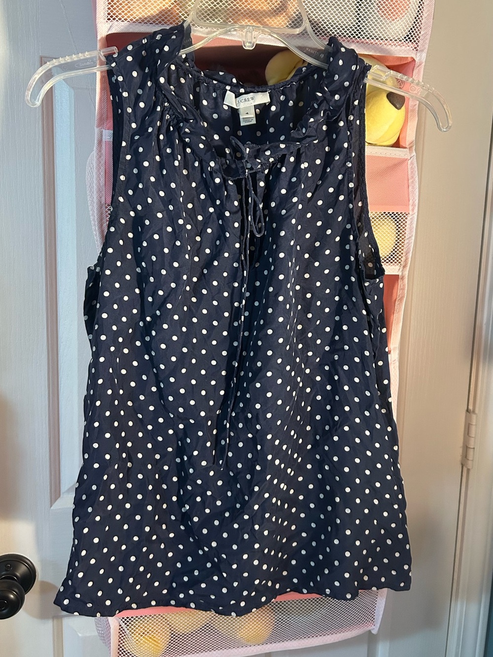 J CREW NAVY POLKA DOT SLEEVELESS 100% SILK BLOUSE